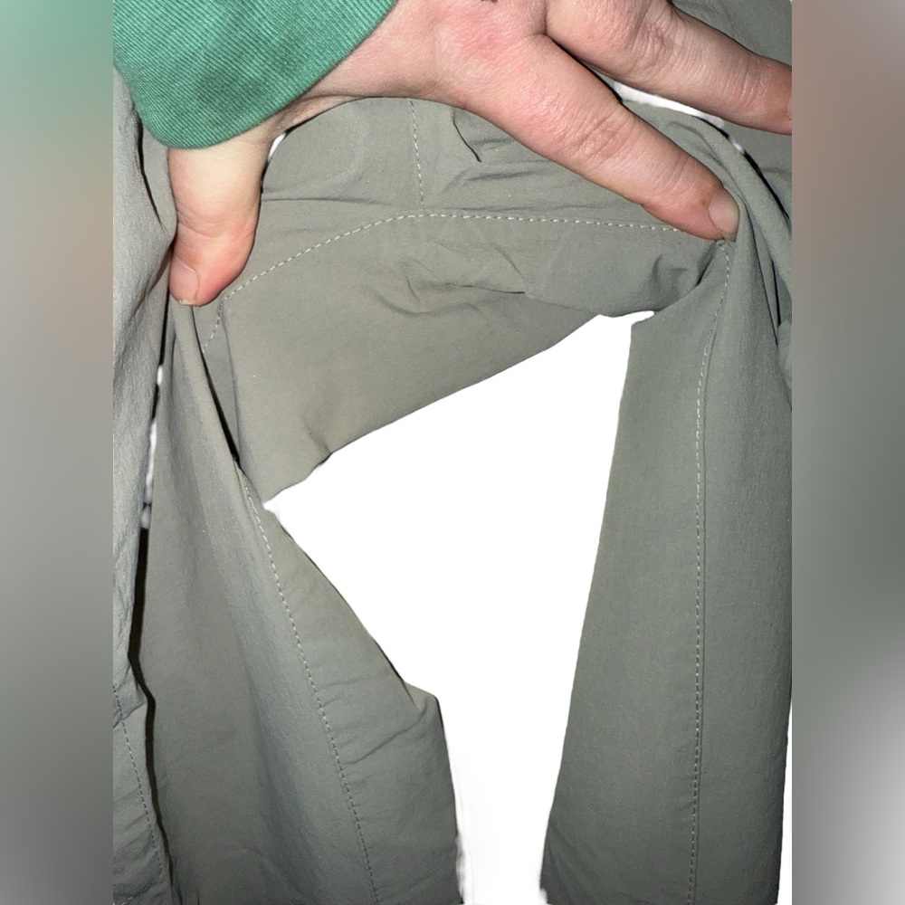 Mountain Hardwear Khaki Tan Yuma Women’s Cargo Pants Sz 6 - Picture 4 of 13